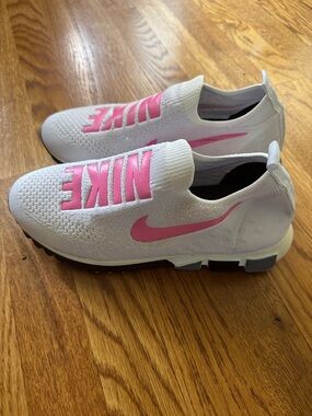 Nike White Slip-On Sneakers with Pink Logo 40 great condition little wear